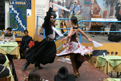 014 Tango dancing in La Boca IMG_4636.jpg